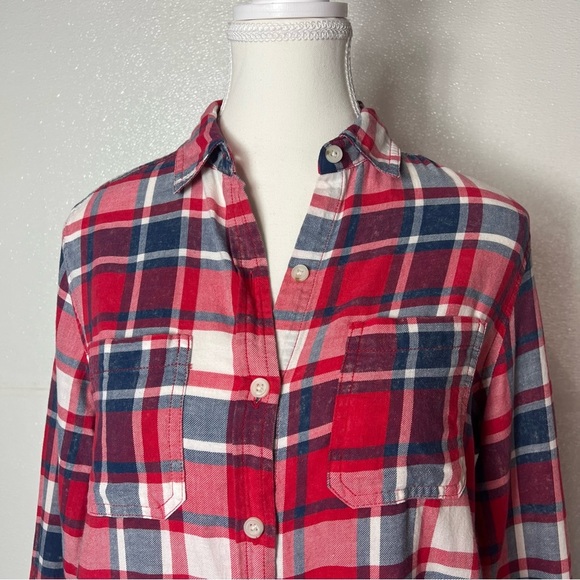Universal Thread Red Blue Checkered Plaid Button Up Shirt Size XS - Picture 11 of 17